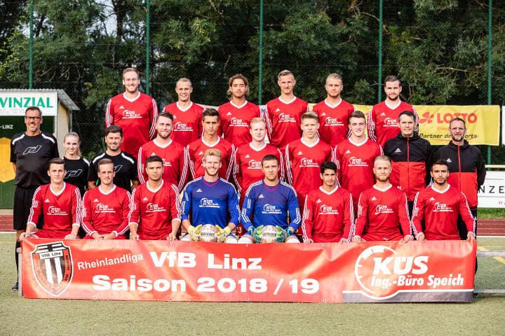 Mannschaftsfoto der 1. Mannschaft des VfB Linz in der Saison 2018/2019